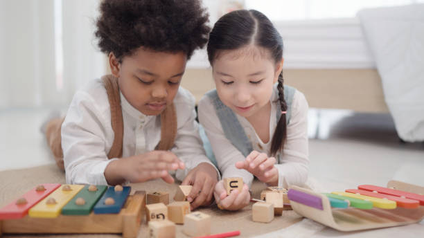  Let Children Touch and Explore Objects